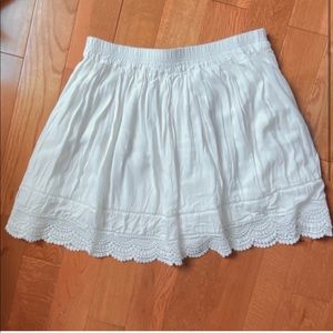 White Skirt Bo-Ho Lace Trim Flowy Soft